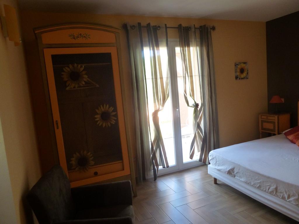 Domaine De Flo Adult A Partir De 16 Ans Bed & Breakfast Saint-Jean-de-la-Blaquiere Ngoại thất bức ảnh